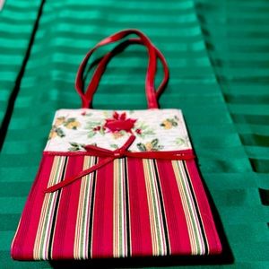 Longaberger Tote Poinsettia Holly Pinecones